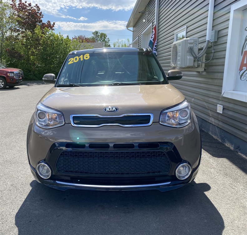 Auto Zone Chaleur PetitRocher 2016 Kia Soul Urban SX