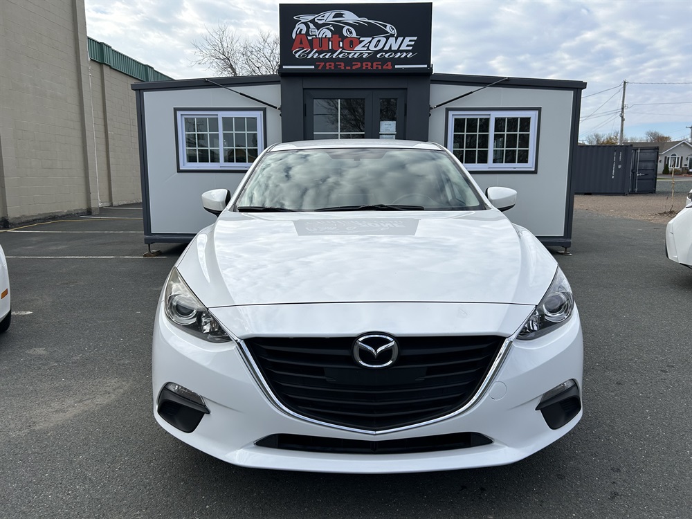 Auto Zone Chaleur PetitRocher 2014 Mazda 3 Sport Hatchback