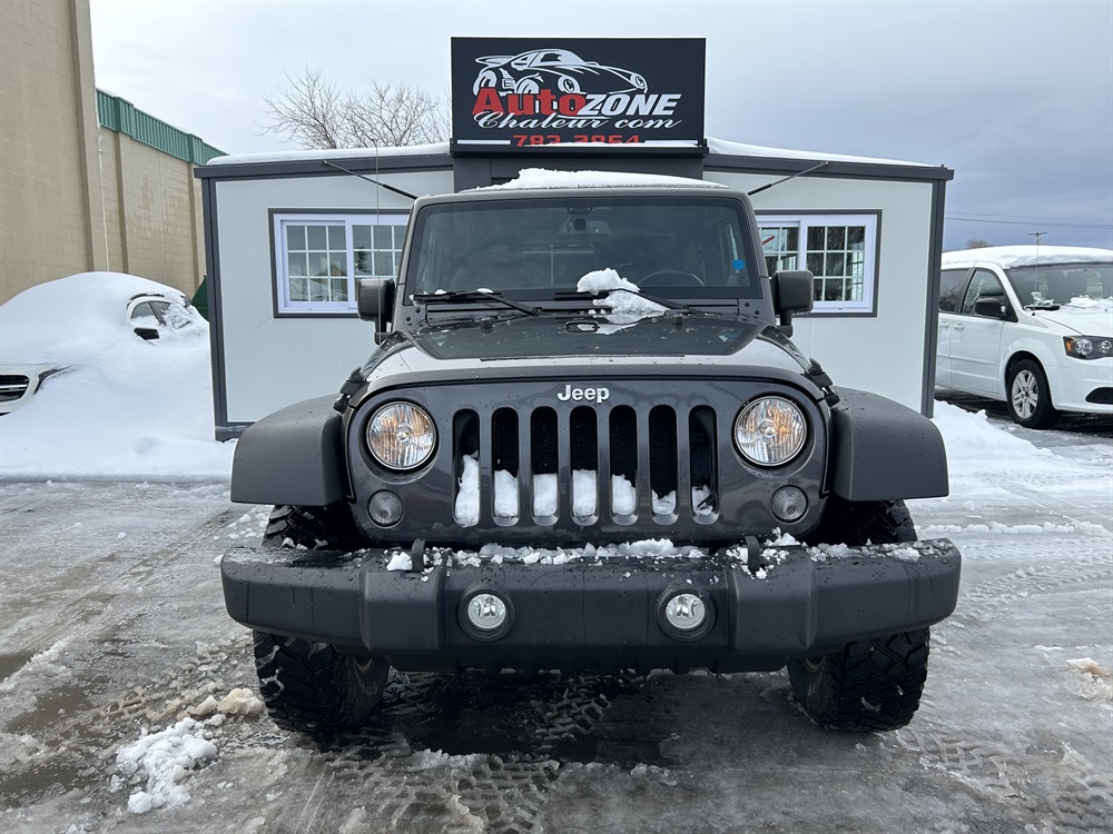 Auto Zone Chaleur PetitRocher 2014 Jeep Wrangler Rubicon