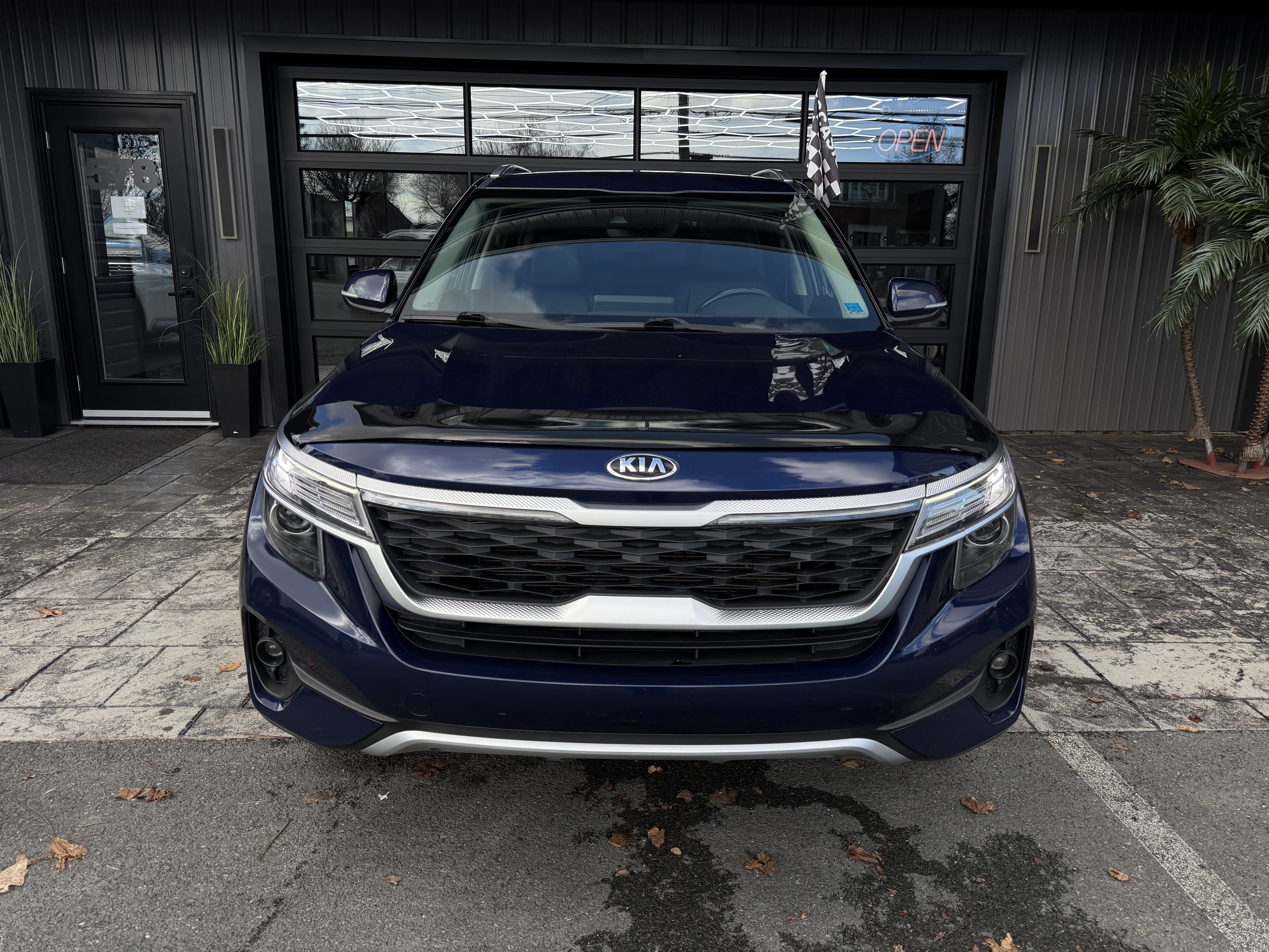 Image 2 - 2021 Kia Seltos EX
