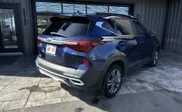 Aperçu 3 - 2021 Kia Seltos EX