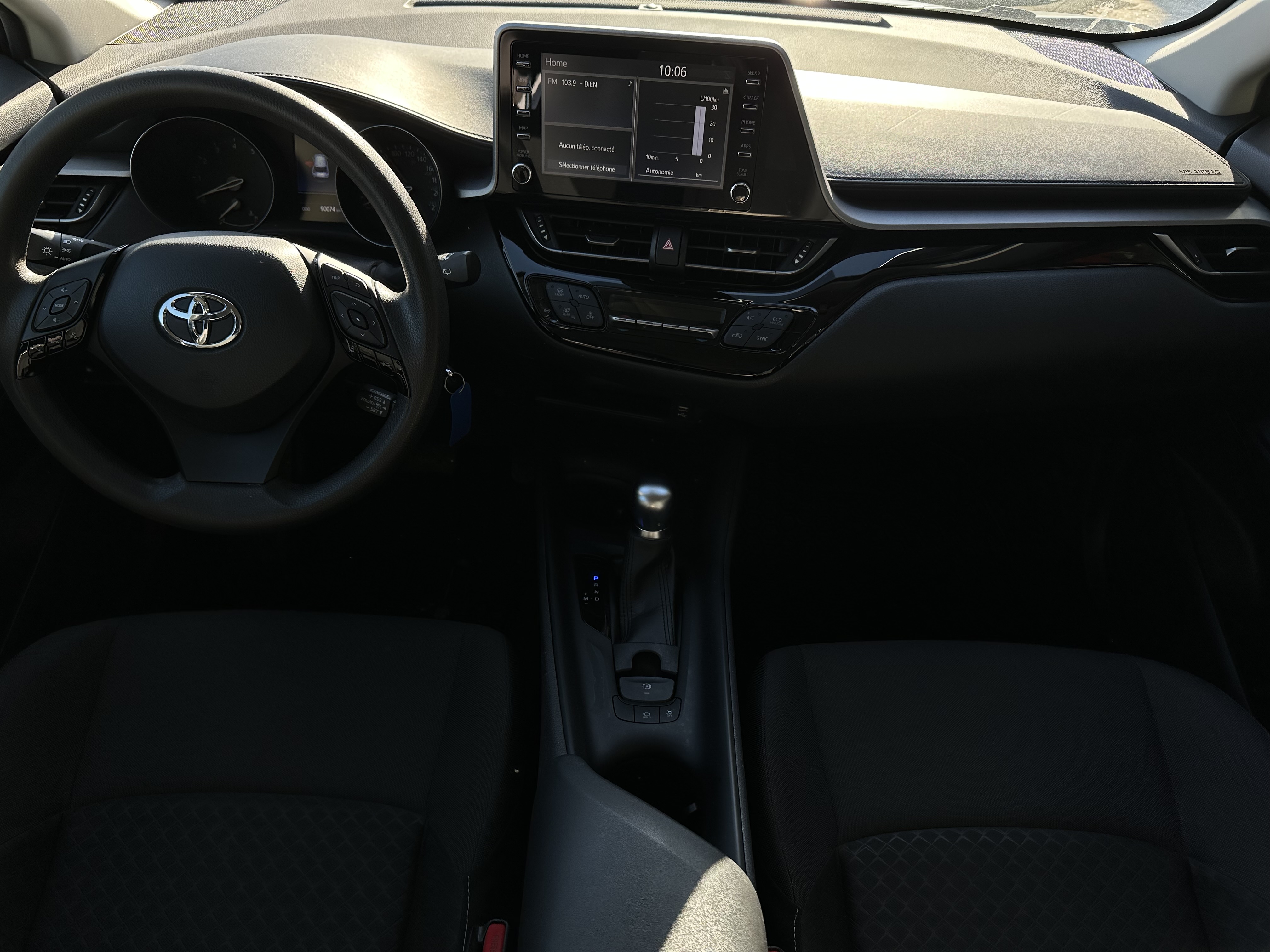 Image 3 - 2022 Toyota C-HR