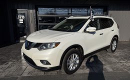 Aperçu 1 - 2015 Nissan Rogue SV AWD