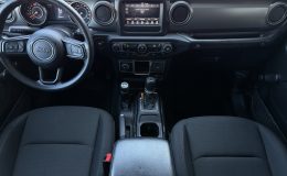 Aperçu 4 - 2023 Jeep Wrangler Sport