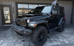 Aperçu 1 - 2023 Jeep Wrangler Sport