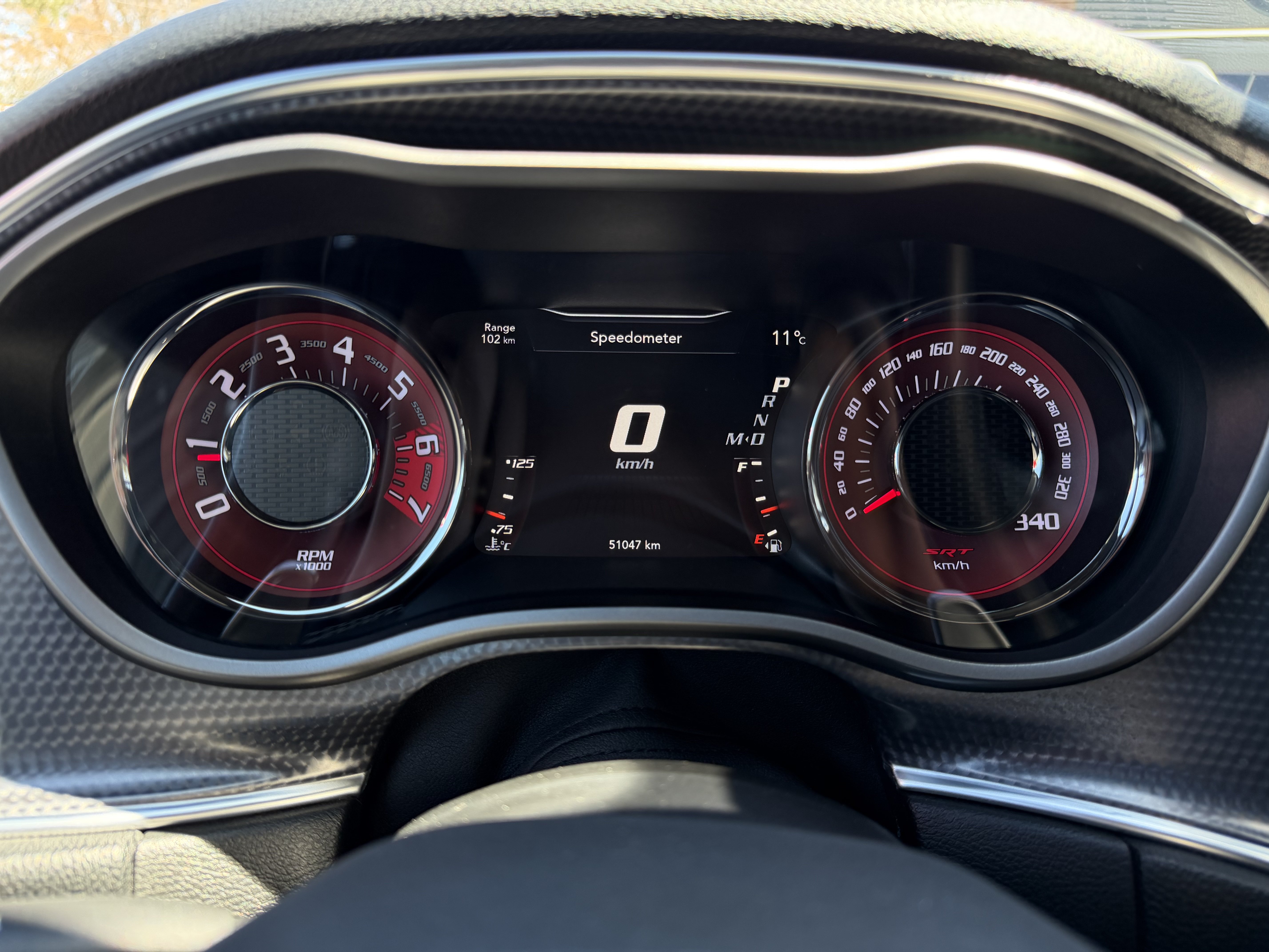 Image 5 - 2016 Dodge Challenger SRT HELLCAT
