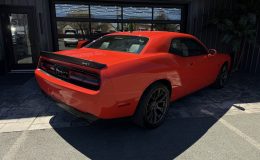 Aperçu 3 - 2016 Dodge Challenger SRT HELLCAT