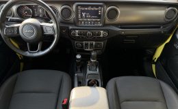 Aperçu 4 - 2023 Jeep Wrangler Sport