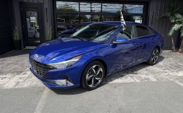 Aperçu 1 - 2023 Hyundai Elantra Limited