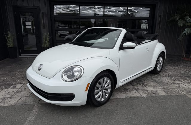 2014 Volkswagen Beetle 1.8T, TDI