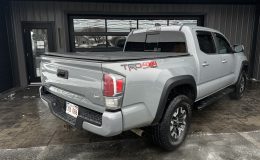 Aperçu 3 - 2021 Toyota Tacoma TRD OFF ROAD