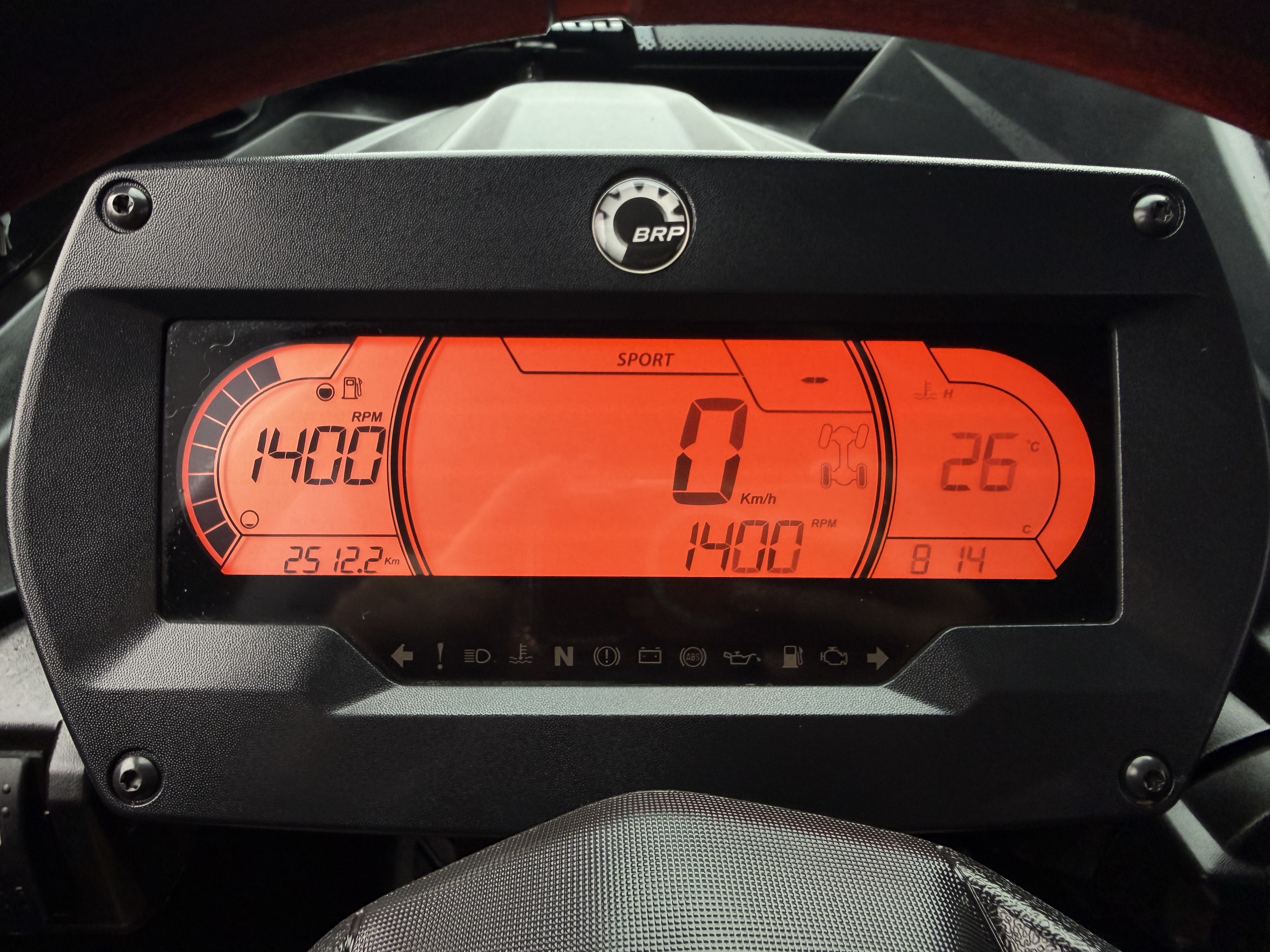 Image 5 - 2024 Can am Commander XT