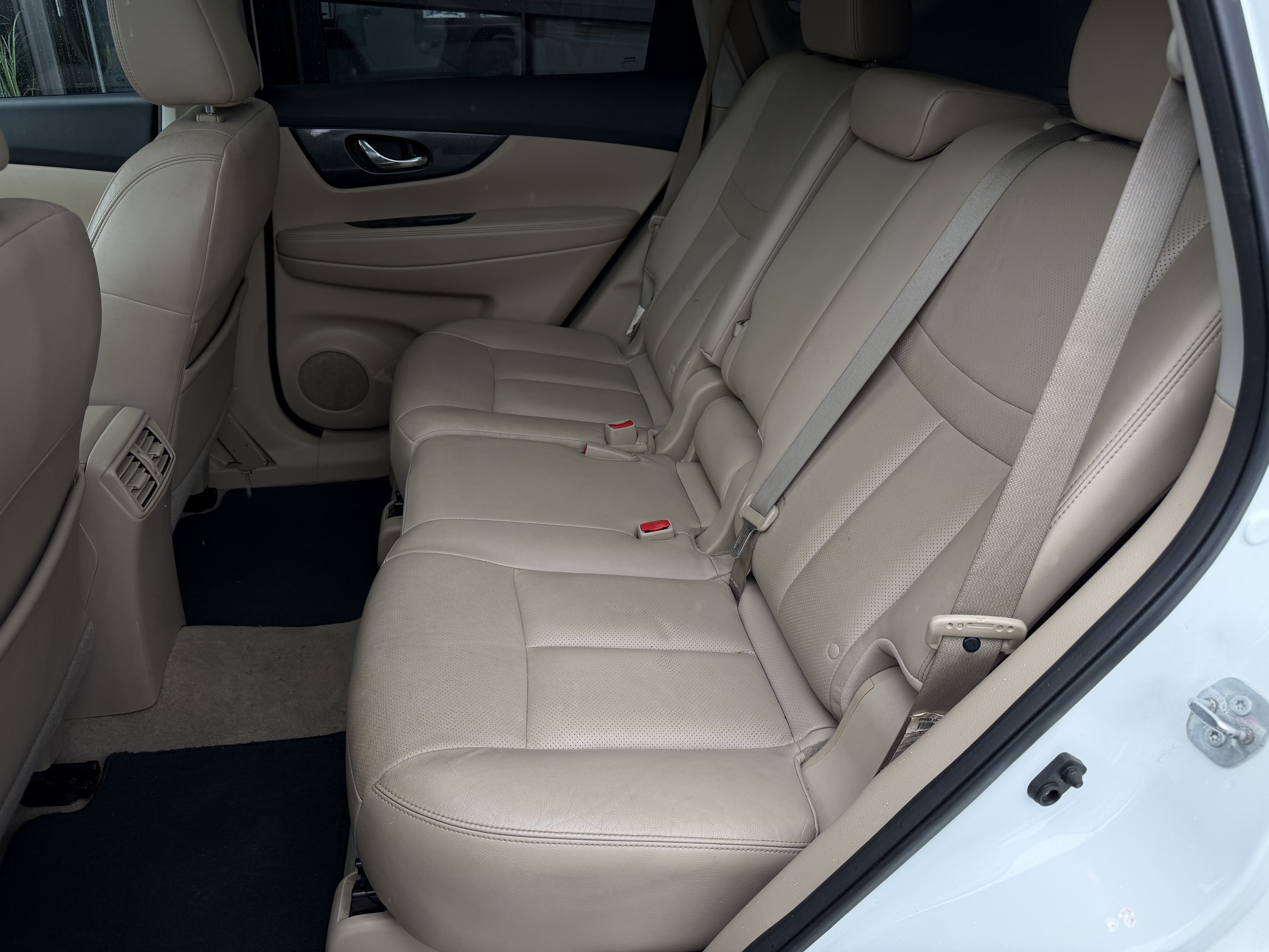 Image 6 - 2015 Nissan Rogue SV AWD