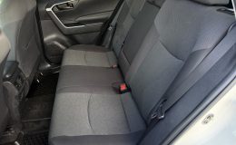 Aperçu 6 - 2023 Toyota RAV4 LE
