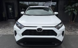 Aperçu 2 - 2023 Toyota RAV4 LE