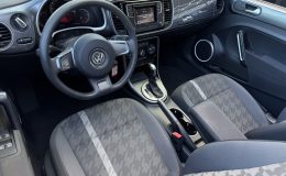 Aperçu 4 - 2017 Volkswagen Beetle
