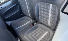 Aperçu 5 - 2017 Volkswagen Beetle