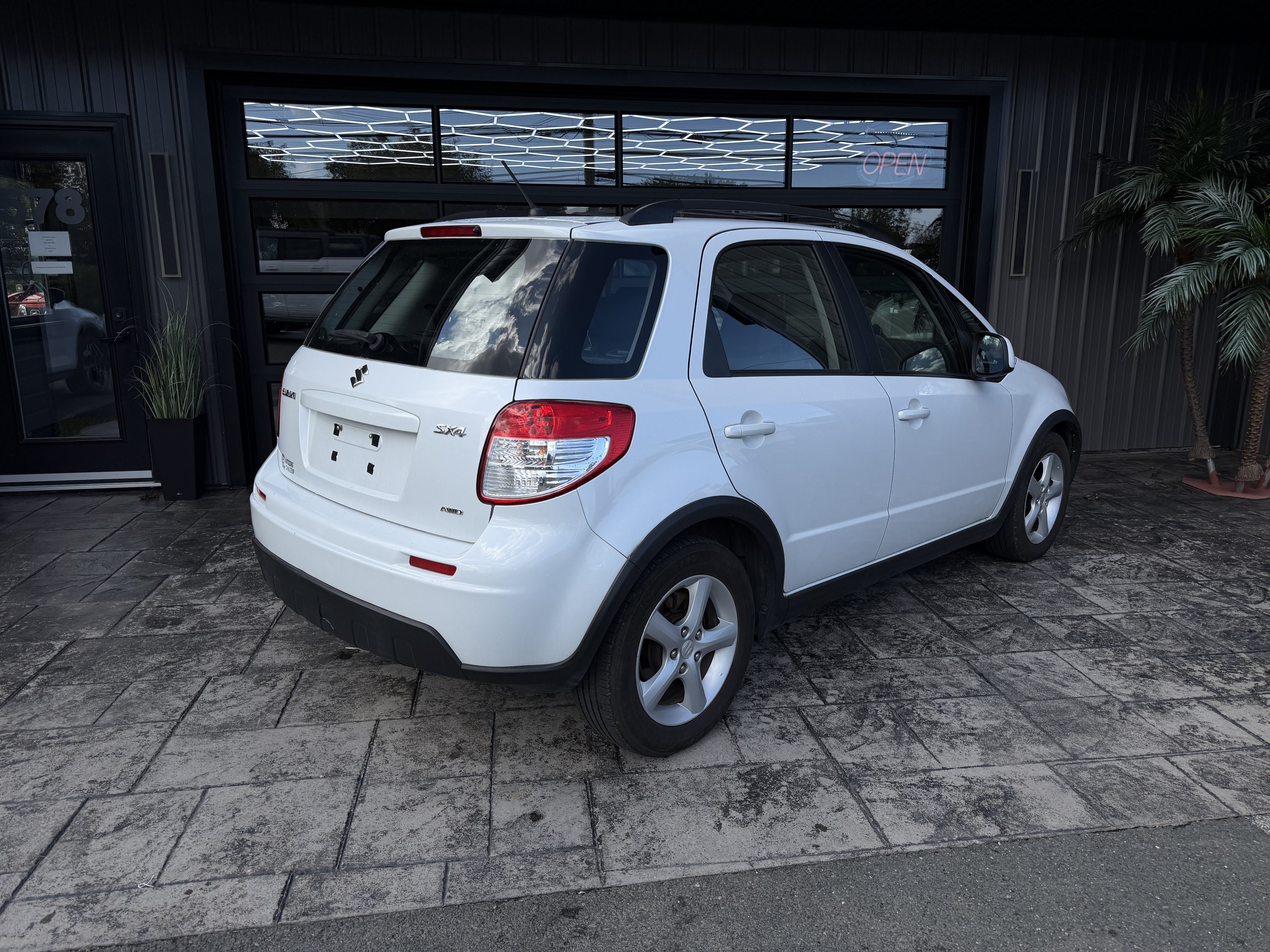 Image 3 - 2012 Suzuki SX4