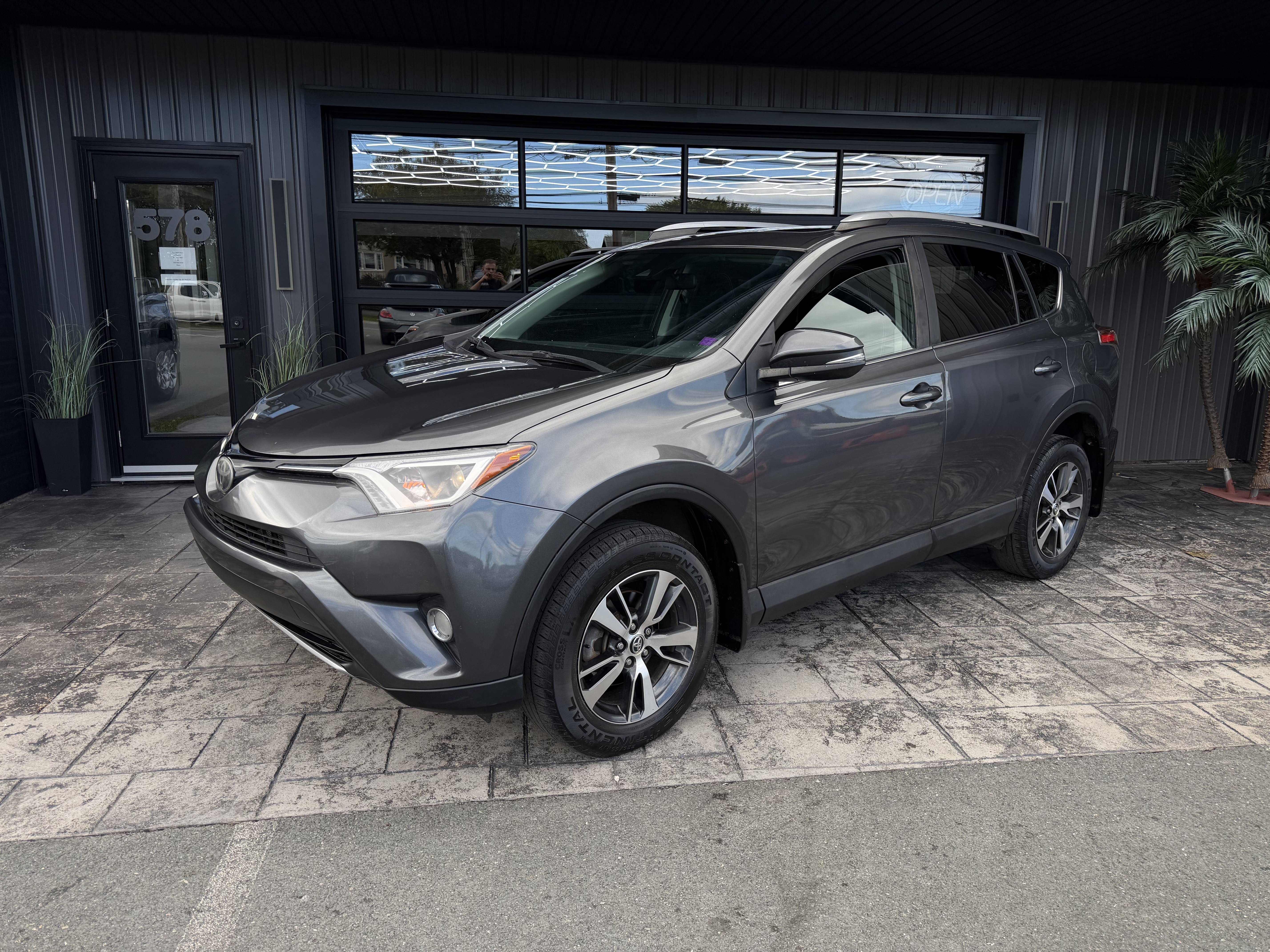 2018 Toyota RAV4 XLE