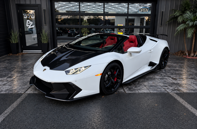 2017 LAMBORGHINI Huracan Spyder
